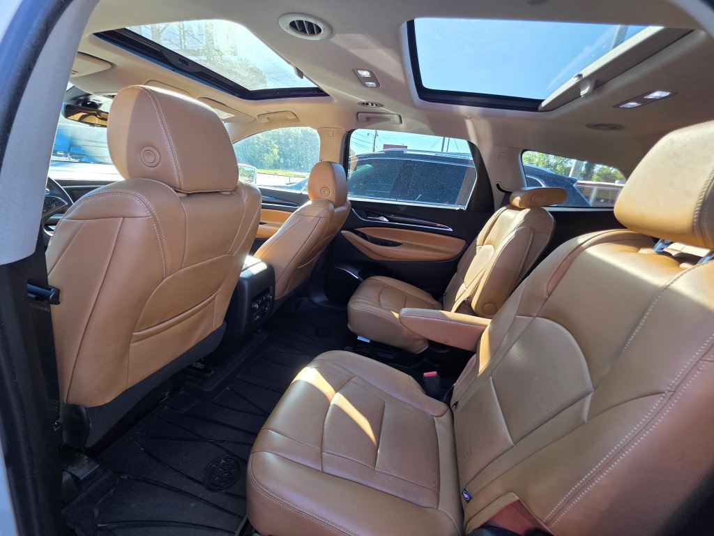 Buick Enclave photo 6